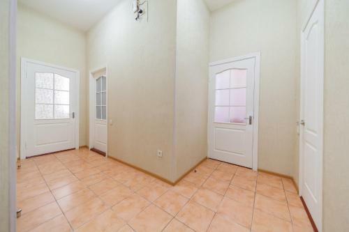 Botanic, 2 Rooms, 4th Floor Newday Apartment