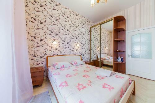 Botanic, 2 Rooms, 4th Floor Newday Apartment