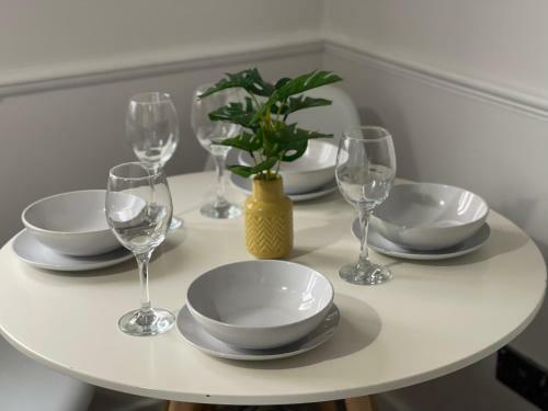 Modern 1 Bed Ground Floor Apartment