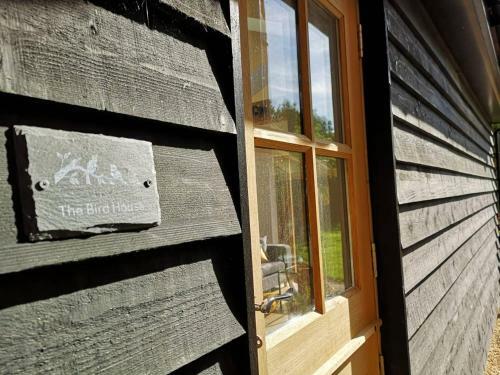 The Bird House At Woodburn Cottage