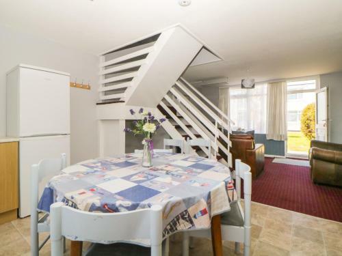 Dolphin Chalet