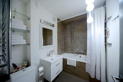 Artol Gorodetskogo Apartment