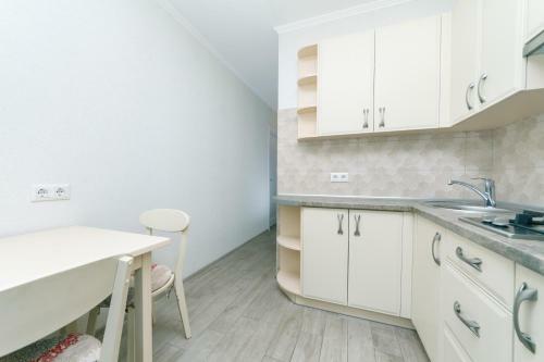 New Apartment On Starokyivska 1/5