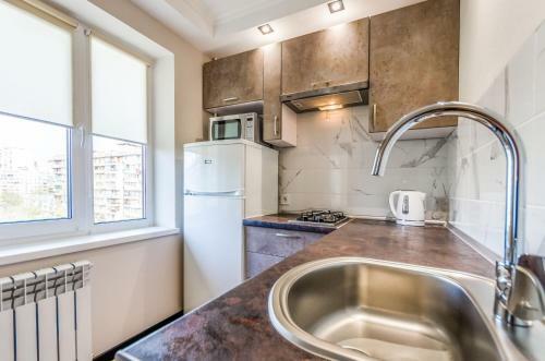 Artal Apartment On Obolonsky Avenue 16a