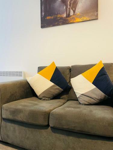 Apt311 2 Bedroom Serviced Apartment - Free Parking