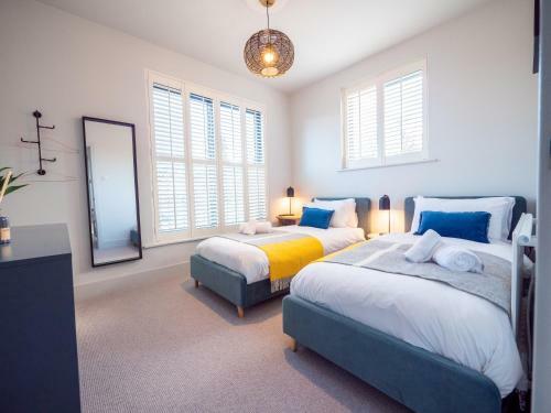Luxury Detached House On Redwalls, Dartmouth