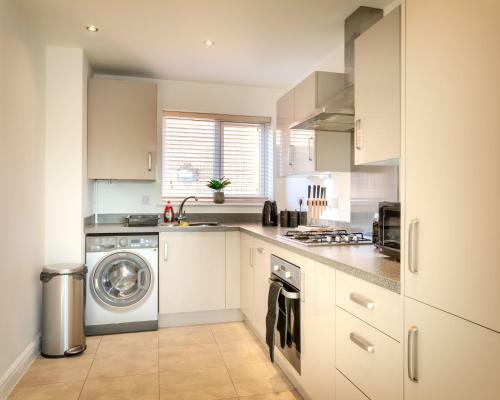 Apartamento Experience Bliss Accommodation - 2 Bed Apt - Central - Parking - Contractors - Leisure - Ensuite - Work Space