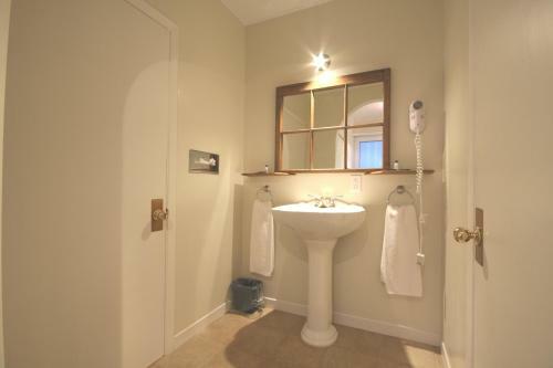 Hotel Margaree Riverview Inn