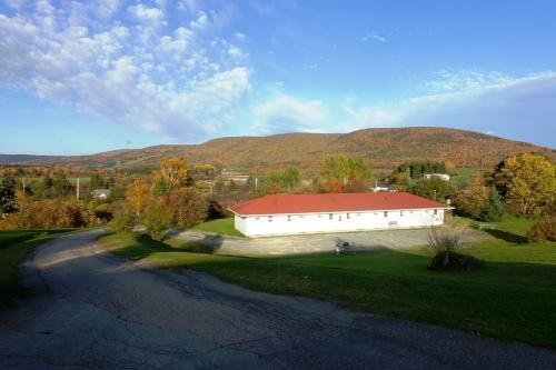Hotel Margaree Riverview Inn