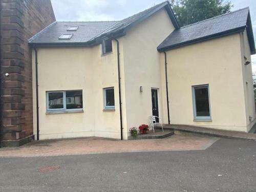 Hostal Stewart Hall