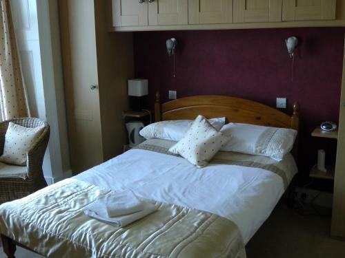 Hostal Beeches Guest House