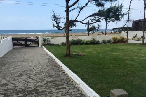 Villa Punta Carnero Casa Vacacional Con Servicios