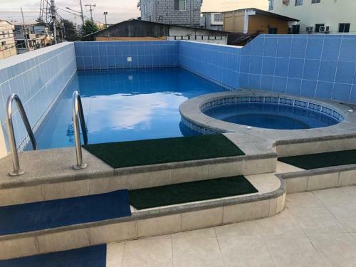 Acogedor Apartamento Con Vista Al Mar Con 3 Dormitorios