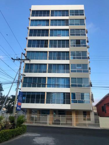 Acogedor Apartamento Con Vista Al Mar Con 3 Dormitorios