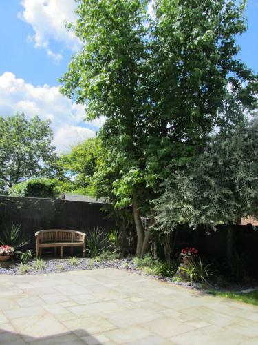 Hesmonds Oast Lodge