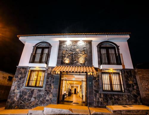 Atojja Chucuito Hotel