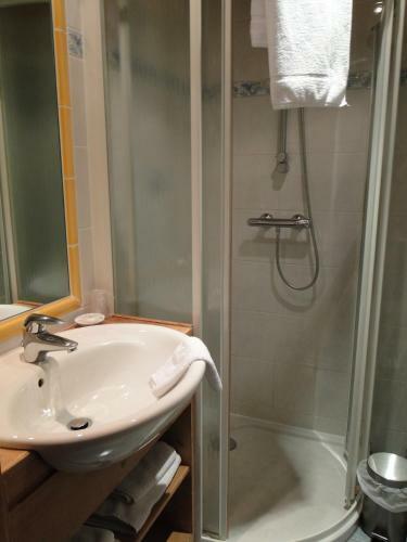Hotel Le Caprice Des Neiges H�tels-chalets De Tradition