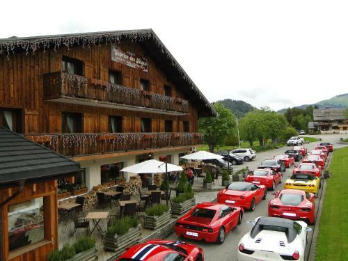 Hotel Le Caprice Des Neiges H�tels-chalets De Tradition