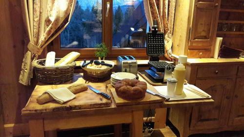 Hotel Le Caprice Des Neiges H�tels-chalets De Tradition
