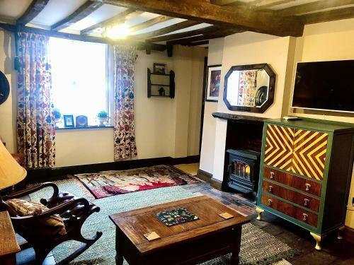 Mere Cottage