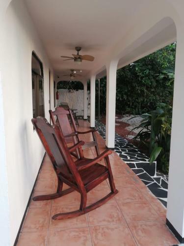 Val Hotel Manuel Antonio Cr