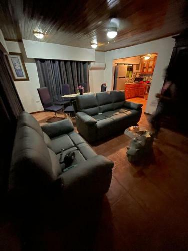 Val Hotel Manuel Antonio Cr