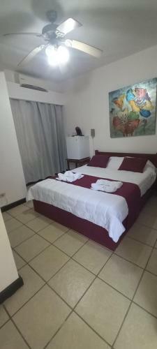 Val Hotel Manuel Antonio Cr