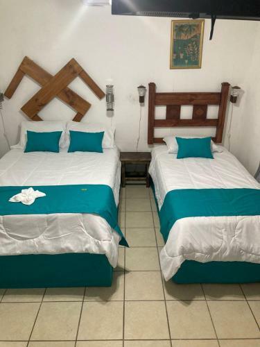 Val Hotel Manuel Antonio Cr