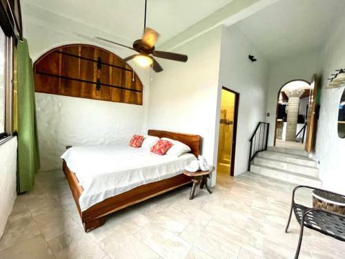 Villa Casa Castillo, 3 Or 6 Bdr, Manuel Antonio, Ocean View