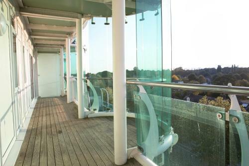 Tranquil Apartment With Stunning Views
