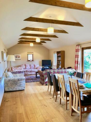 Apartamento Suffolk Getaway With Hot Tub