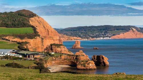 Luxurious 2-bed Apartment In Exmouth