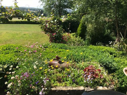 Seven Acre Corner B&B