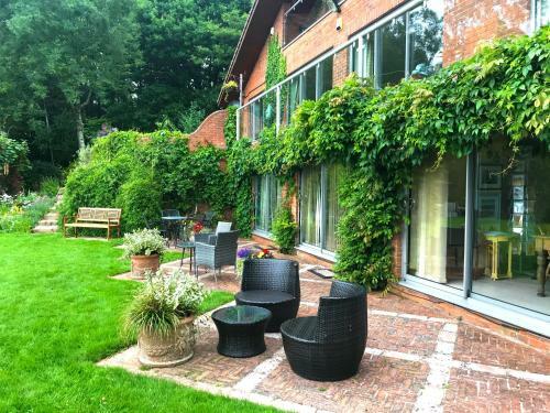 Seven Acre Corner B&B