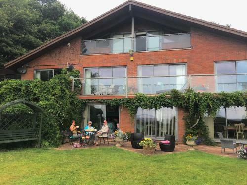 Seven Acre Corner B&B