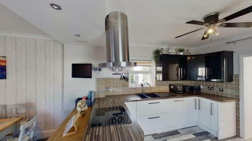 Beachcomber Holiday Lodge