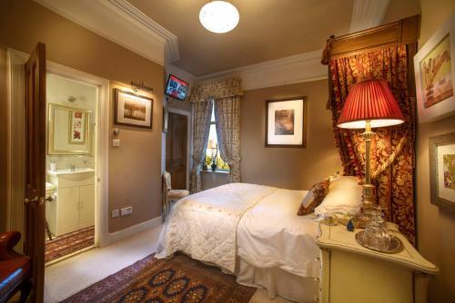Bed & Breakfast No 54