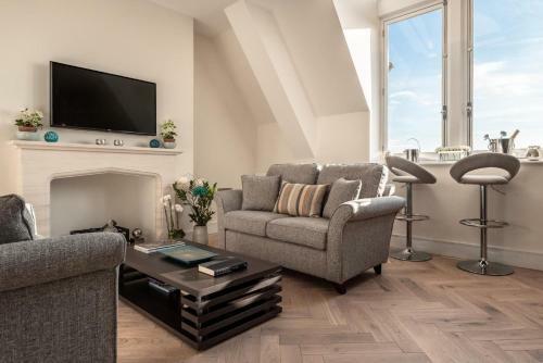 Cathedral View - An Exclusive Private Apartment On Cathedral Green, Exeter