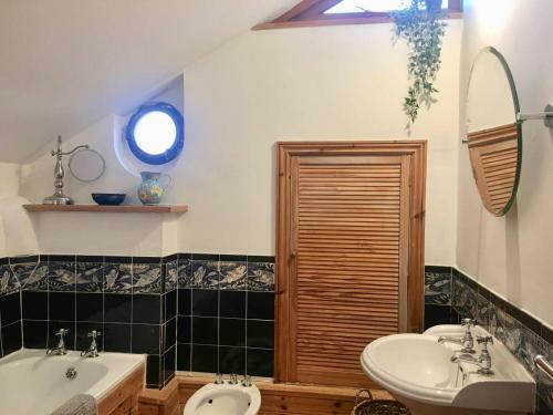 Secret Garden Cottage