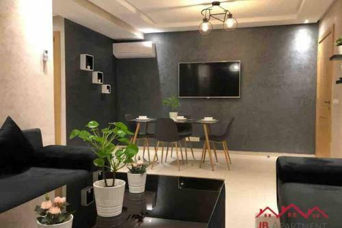 Jb Apartment -jiji-
