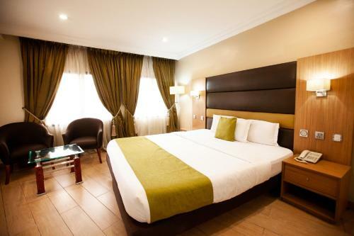 Hotel Genesis Castle