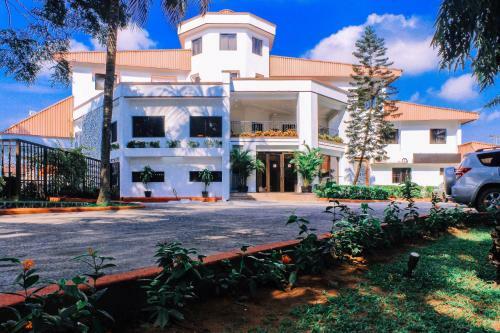 Hotel Genesis Castle