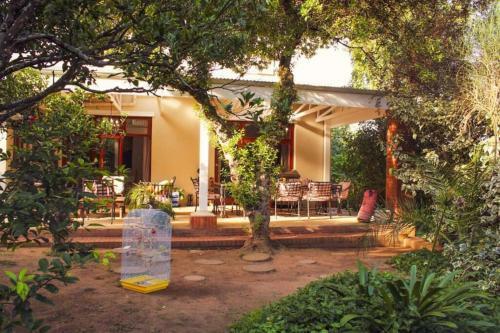 Villa Secret Palace