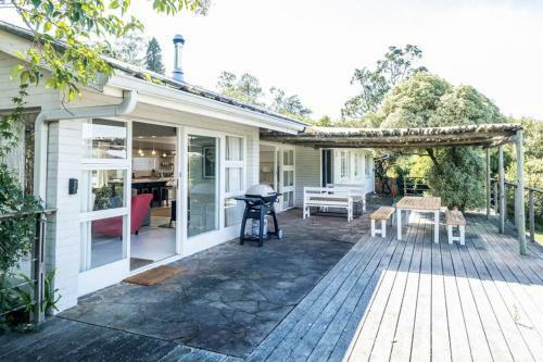 Queensgrove