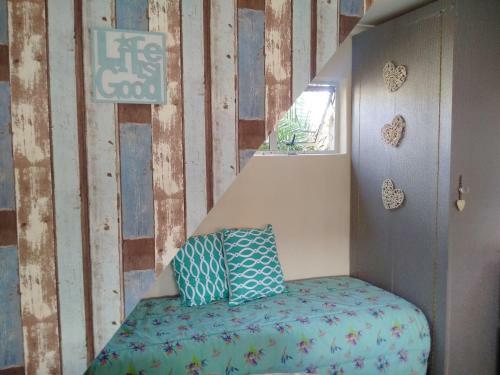 Hostal Bay Breeze Guesthouse