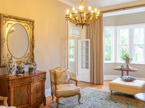 Hostal Westbank Manor