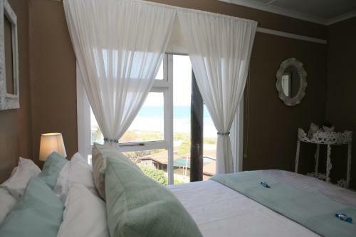 Southerncross Beach House With A Million Dollar View