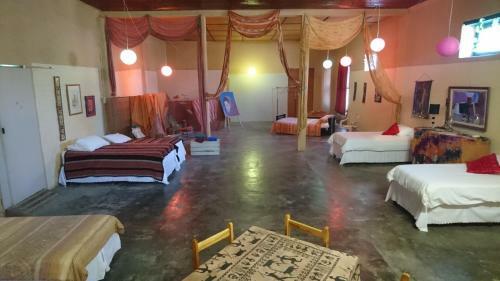 Hostal Ashtree Guesthouse
