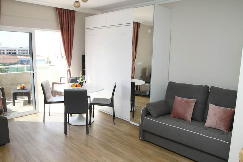 Apartamentos Malibu Park