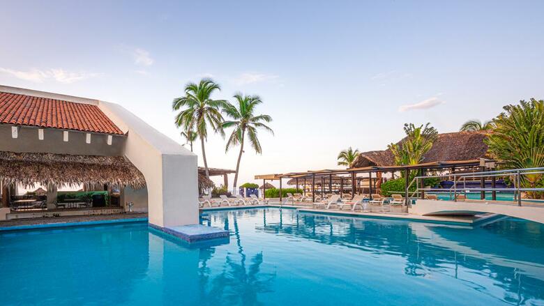 Hotel Park Royal Ixtapa